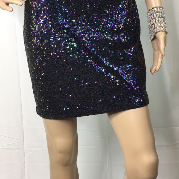 SOLD!! ♥️🌟NEW!! Size 9/10 Jrs | B. Darlin Sequins Dress - Picture 6 of 6